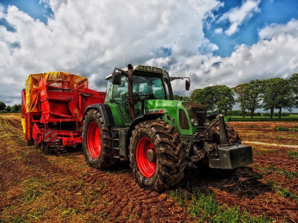 Nuovo bando dedicato allo sviluppo delle macchine agricole grazie al sostegno della Regione Marche. I dettagli su modalità e termini di partecipazione.